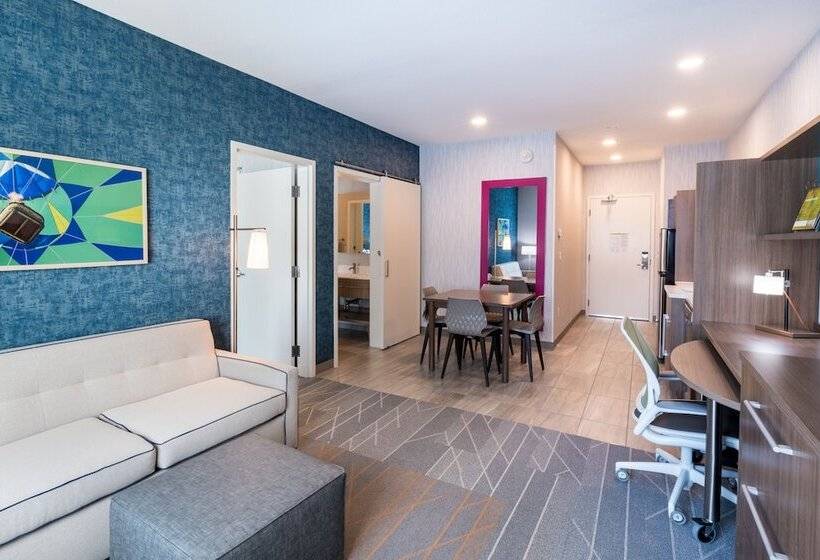 带大床的套房, Home2 Suites By Hilton Temecula