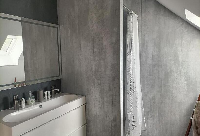 家庭间, Vent Des Grèves