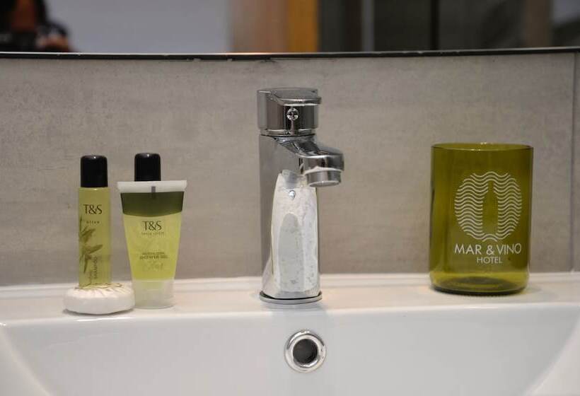 豪华房间, Mar & Vino