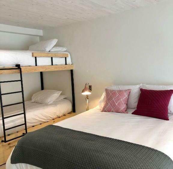 四人豪华间, Mar & Vino