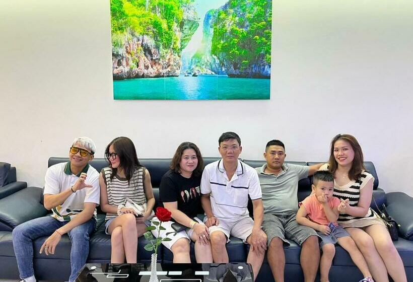 اتاق استاندارد با تخت بزرگ, Victory Airport