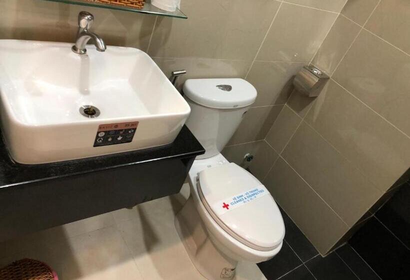 اتاق استاندارد با تخت بزرگ, Victory Airport