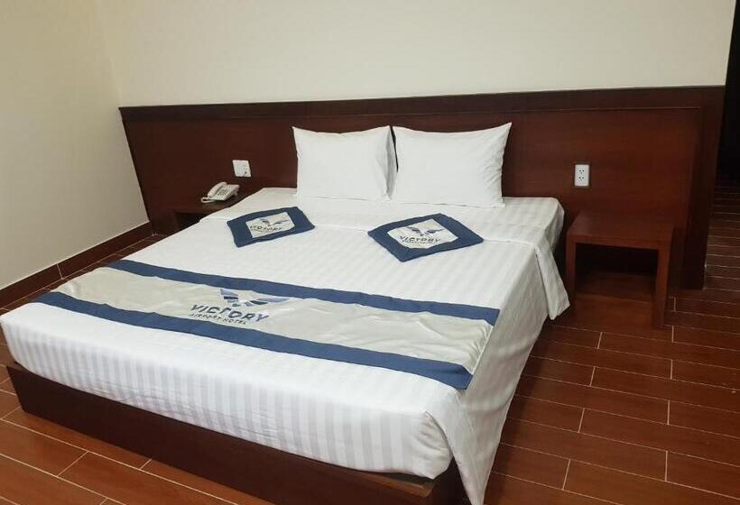 اتاق لوکس با بالکن, Victory Airport