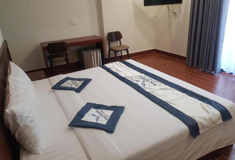 اتاق لوکس با بالکن, Victory Airport