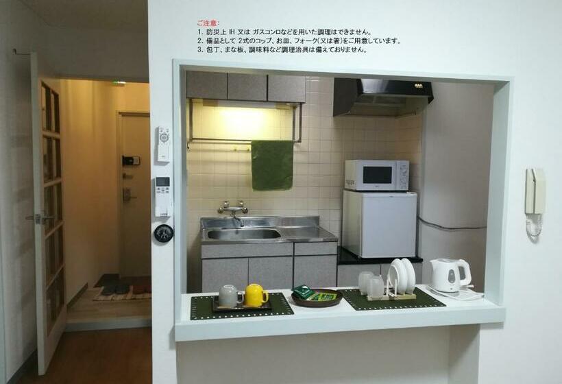 디럭스 룸, Nebula K