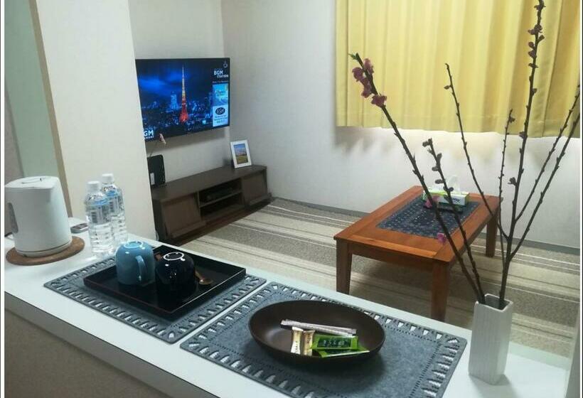 디럭스 룸, Nebula K