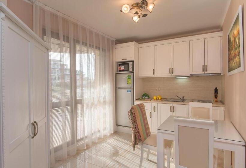 スタンダードスタジオ, Poseidon Vip Residence Club Balneo & Spa Resort