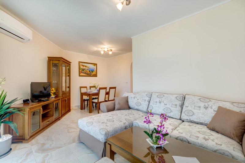 １階の１ベッドルームアパートメント, Poseidon Vip Residence Club Balneo & Spa Resort