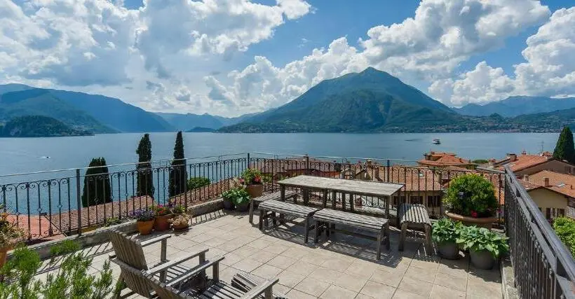 1 Bedroom Apartment Lake View, Casa San Giorgio Varenna