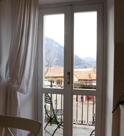 1 Bedroom Apartment Lake View, Casa San Giorgio Varenna