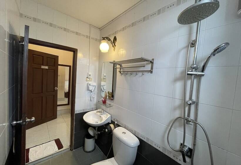 Номер Стандарт, Hoang Kim