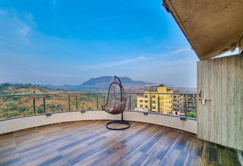 جناح مزود بتراس, Pooja Villa Suites Rooms And Pool, Igatpuri