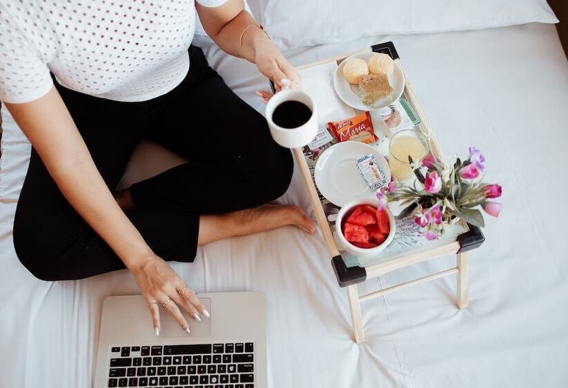 Номер Стандарт Трехместный, Paris Hotel By H Hotéis   Business