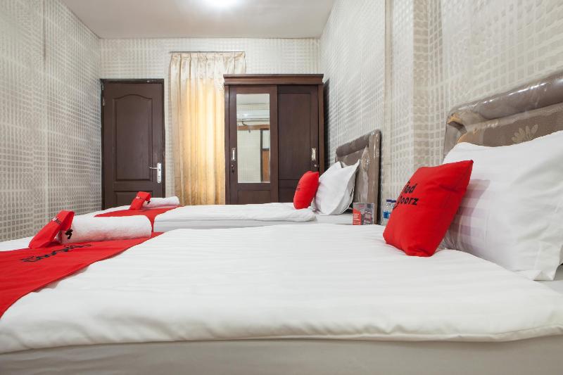 Quarto Estandar, Reddoorz Near Pelabuhan Tanjung Perak 2 Surabaya