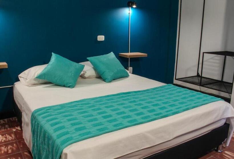 غرفة قياسية حمام مشترك, Zamia Hostel