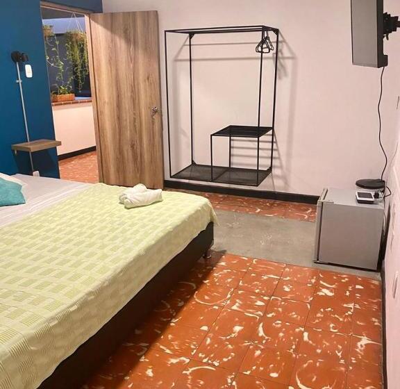 高级大房间, Zamia Hostel