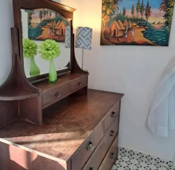 اتاق استاندارد با بالکن و چشم‌انداز دریا, Butterfly Lodge