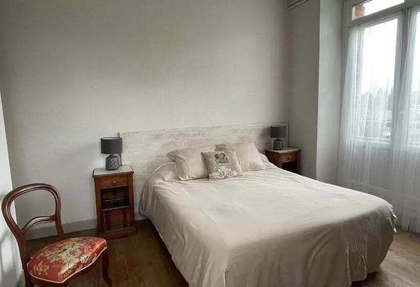 Huoneisto 1 Makuuhuone Näkymä, Villa Bonvouloir