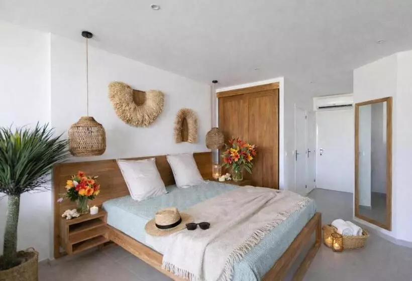 استودیو لوکس با چشم‌انداز دریا, Anse Marcel Cove Suites