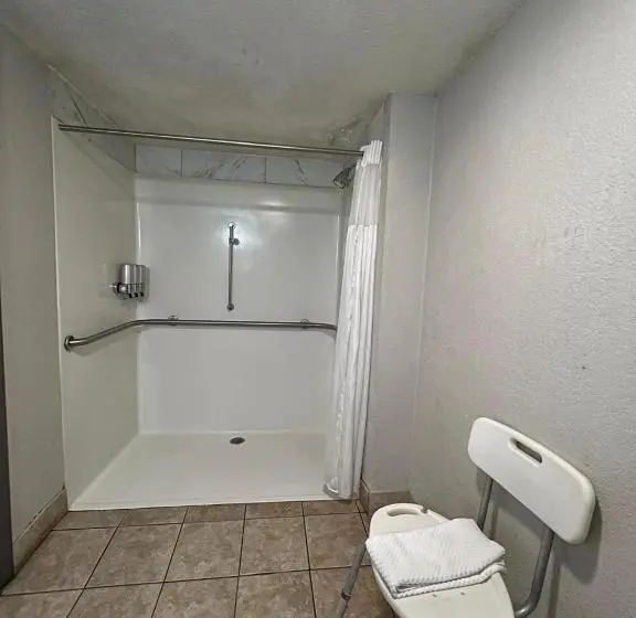 Standard-invahuone King-vuode, Speedway Inn & Suites Griffin Us 19