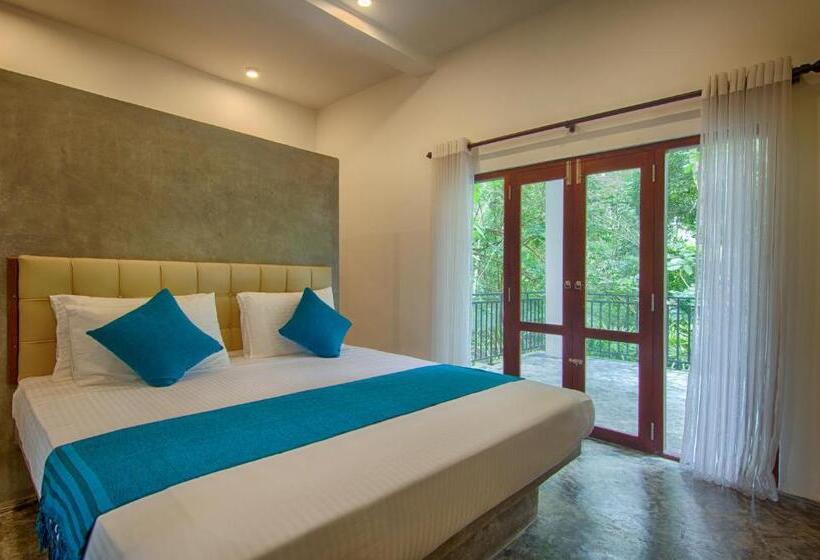 חדר דלוקס עם מרפסת, Wild Nest Villa Unawatuna