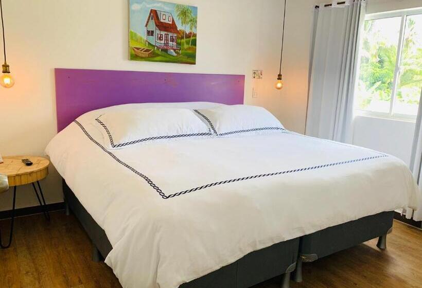 Номер Стандарт, Be Happy