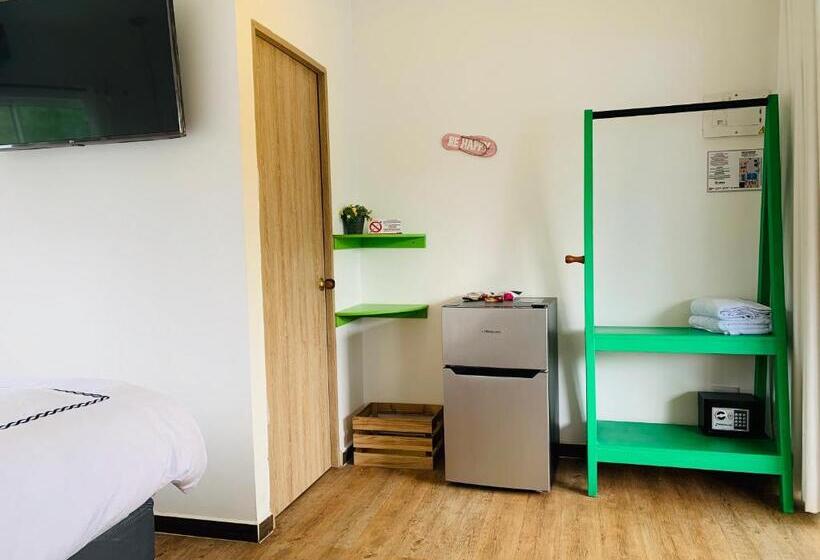 Номер Стандарт, Be Happy