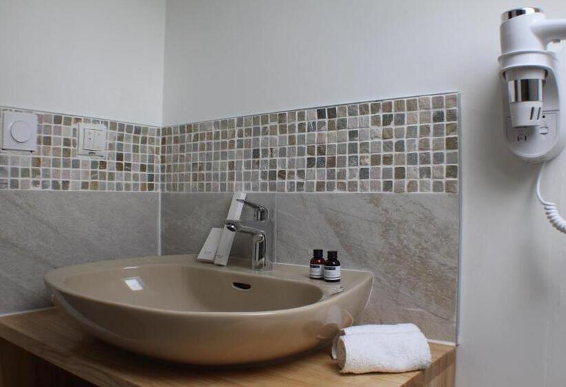 Номер Стандарт Вид на Сад, Manoir Du Moustoir   Hôtel Les Empreintes