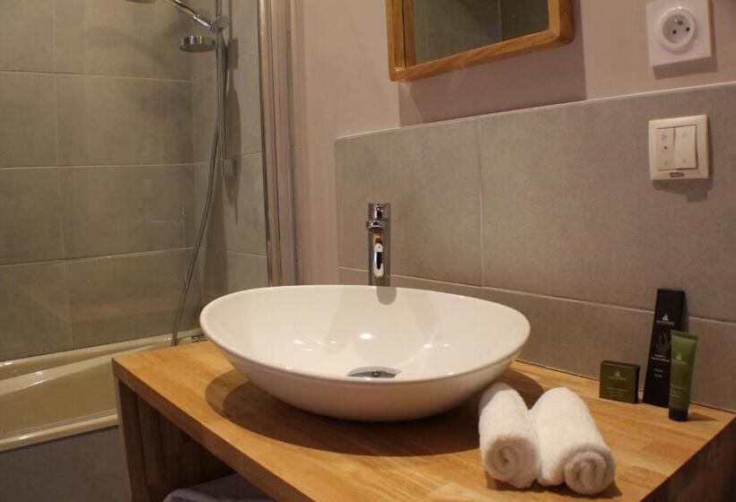 Номер Стандарт, Manoir Du Moustoir   Hôtel Les Empreintes