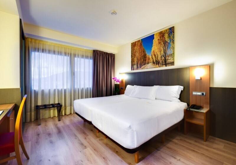 Quarto Estandar, Wave View
