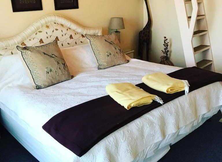 סוויטה, Cycads On Sea Guest House