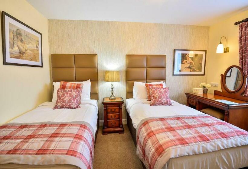 اتاق استاندارد, The Coach And Horses