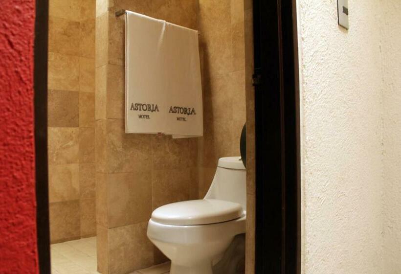 اتاق لوکس, Motel Astoria