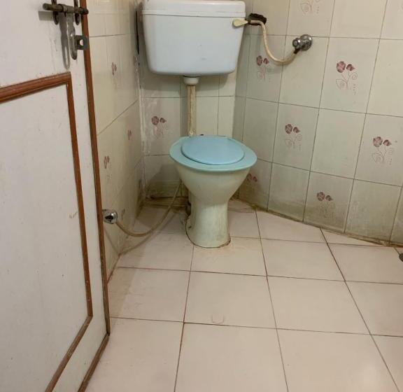 スタンダードルーム, Saffron Guest House & Hostel