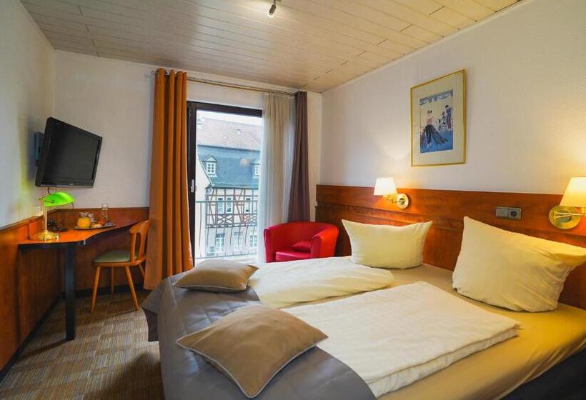 Номер Стандарт с Балконом, Gästehaus Präsenzhof