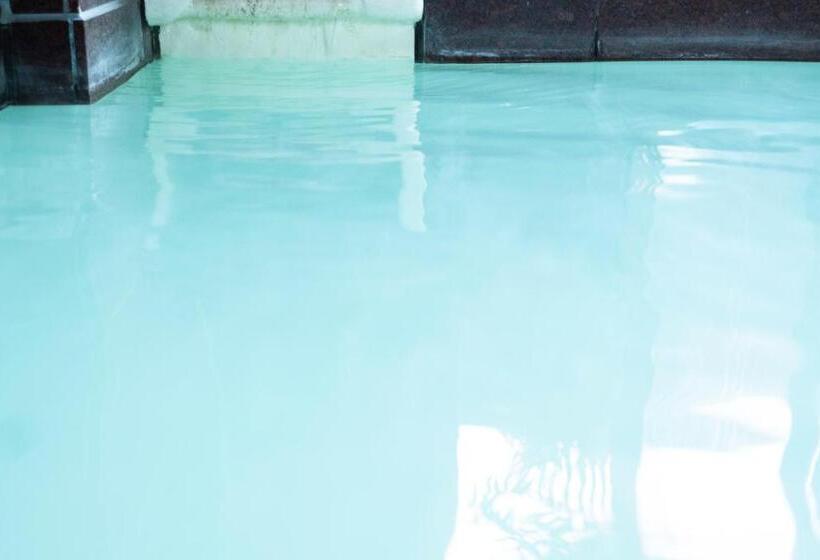 חדר סטנדרט, Tsumugi