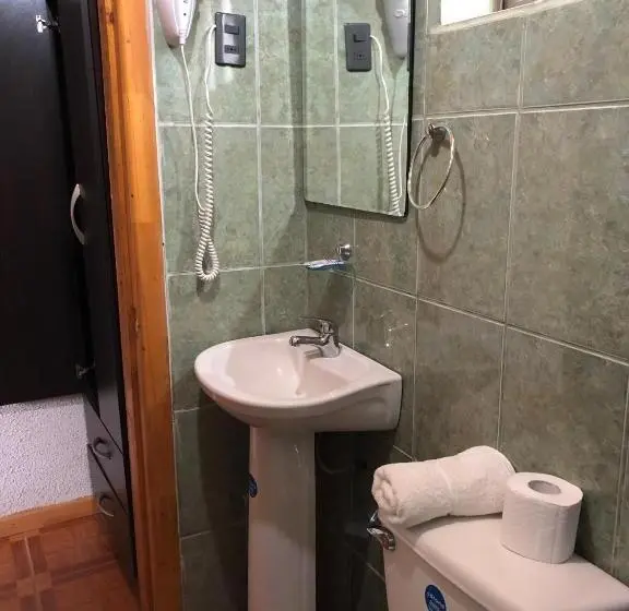 スタンダードトリプルルーム, Hostal Ipanema