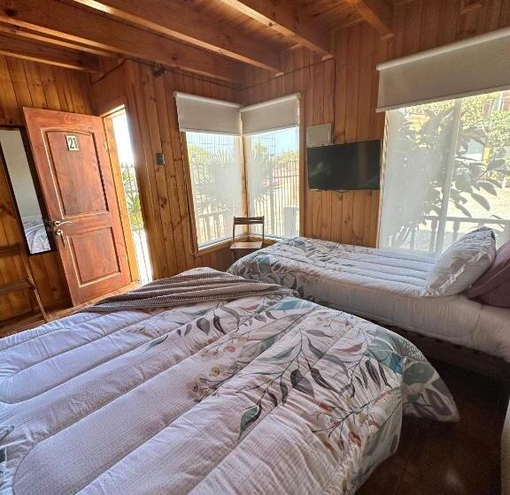 اتاق استاندارد سه نفره, Hostal Ipanema