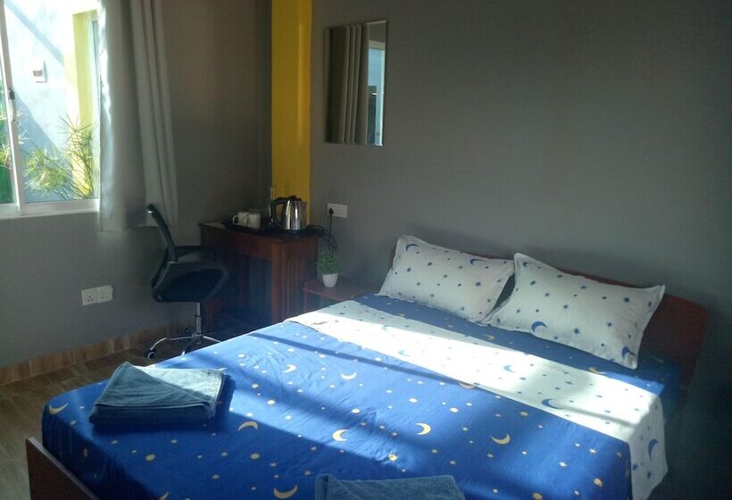 Номер Стандарт, This Is It Airport Hotel And Restaurant