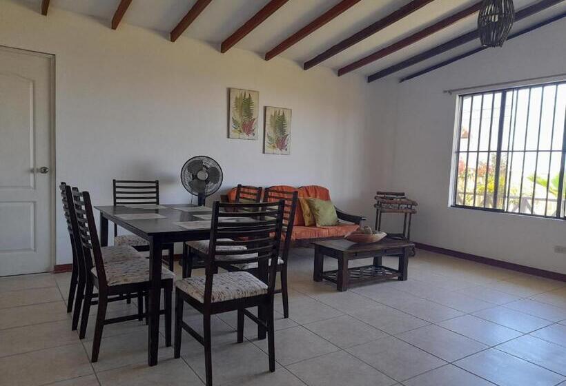 ２ベッドルームハウス, Maria Jose Bungalows