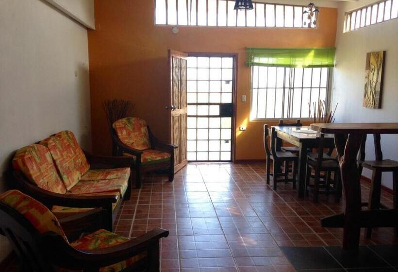 샬레, Maria Jose Bungalows
