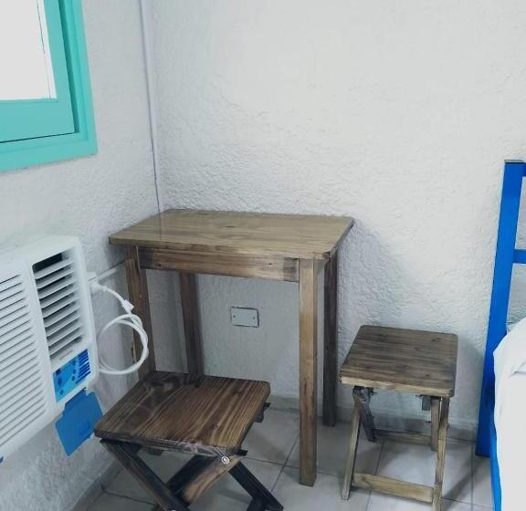 חדר סטנדרט, Black Sheep International Hostel