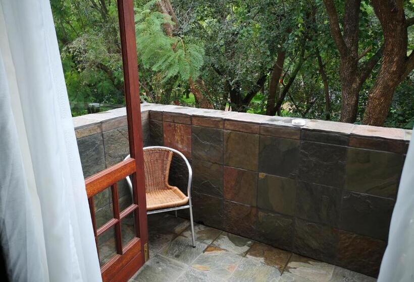 סוויטת דופלקס, Excalibur Boutique