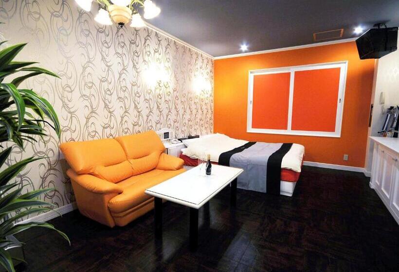 غرفة قياسية, Restay Tokushima Aine