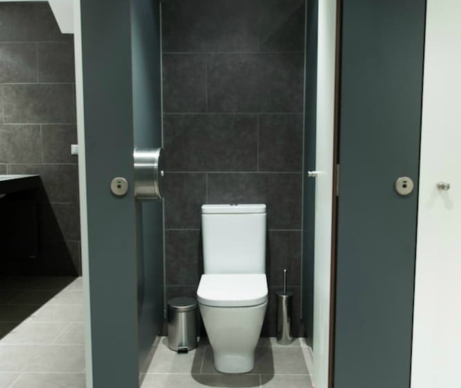 تختخواب در اتاق مشترک, Mountain Hostel Tarter