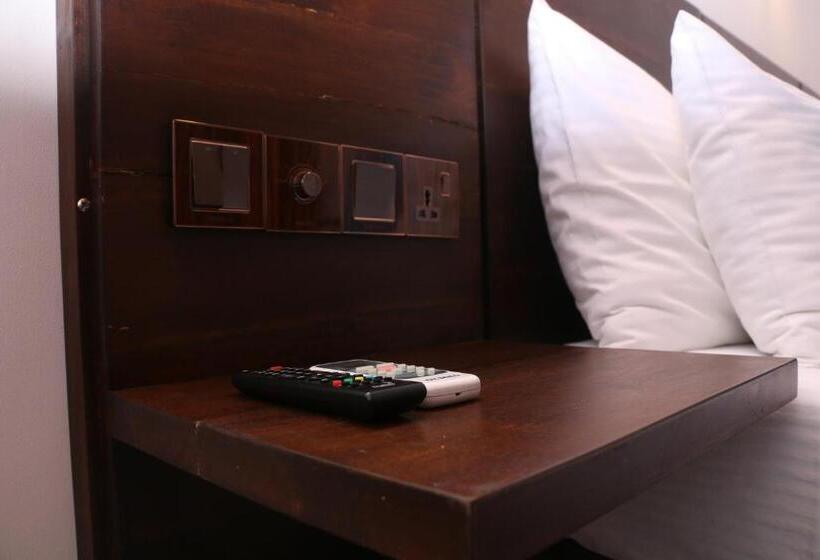 Triple Room Sea View, Seafood Restaurant And Motel