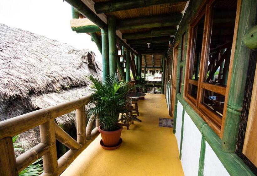 سوییت با چشم‌انداز دریا, Aparthotel Oleaje