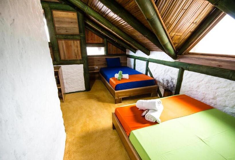 سوییت با چشم‌انداز دریا, Aparthotel Oleaje