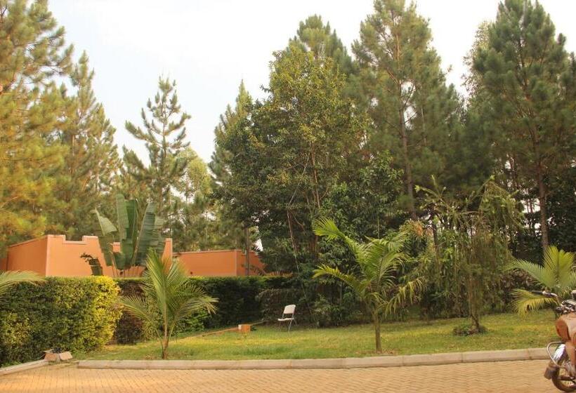اتاق لوکس با بالکن, Saltek Forest Cottages