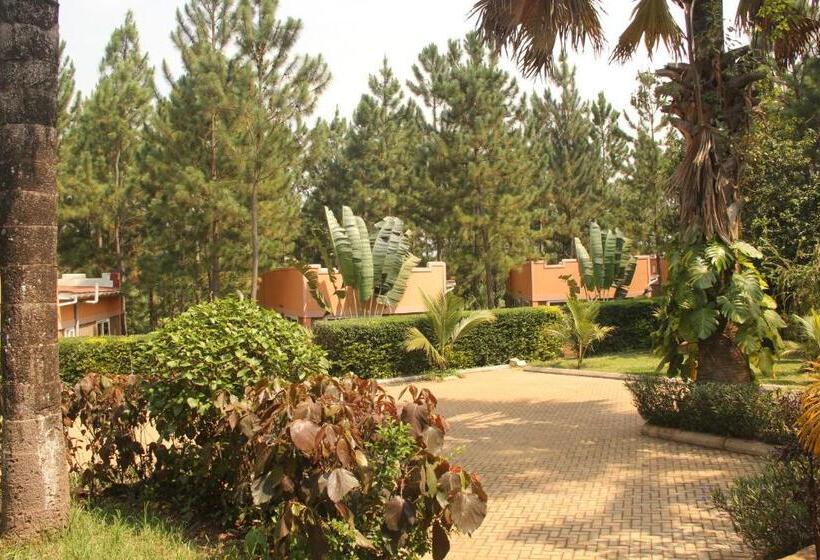 اتاق لوکس با بالکن, Saltek Forest Cottages